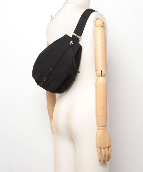 SPRUCE（スプルース）の「EM:SPURCE モカボディバッグ 軽量（ボディバッグ/ウエストポーチ・レディース・カーキ/ホワイト/ブラック/イエロー・FREE）」の22枚目の写真