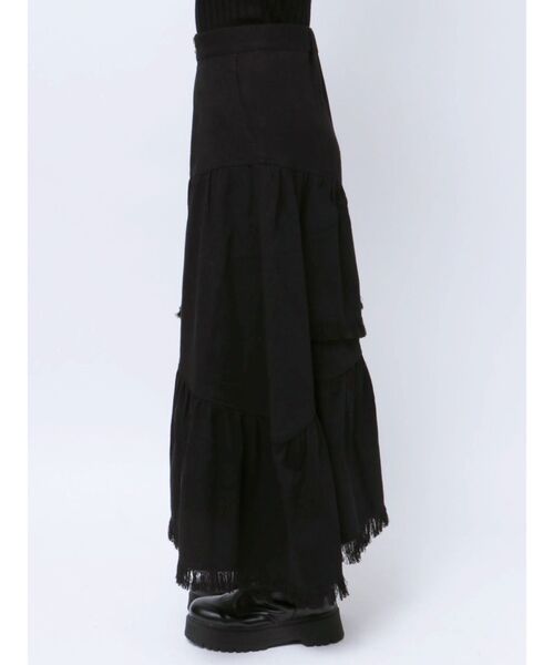 jouetie（ジュエティ）の「フリンジティアードロングスカート（スカート・レディース・ブラック/ベージュ/アイボリー・MEDIUM）」の5枚目の写真