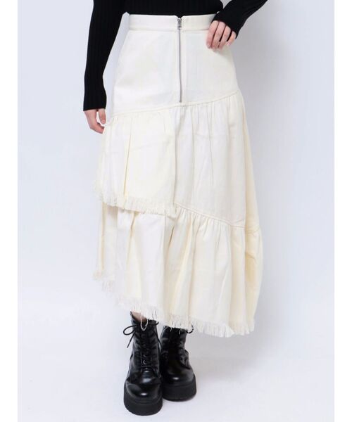 jouetie（ジュエティ）の「フリンジティアードロングスカート（スカート・レディース・ブラック/ベージュ/アイボリー・MEDIUM）」の15枚目の写真