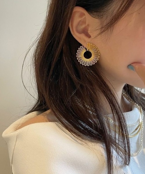 Coo+i(クーイ)の「デザインピアス(ピアス(両耳用)・レディース・シルバー/ゴールド・FREE)」の7枚目の写真