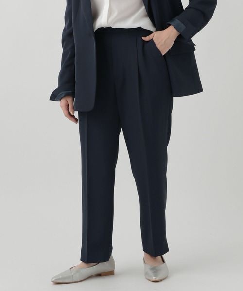 Elura(エルーラ)の「【低身長サイズ Elkotona】コトナ映えラクテーパードパンツ/986466(その他パンツ・レディース・ブラック/ネイビー/グレイッシュベージュ・SMALL/MEDIUM)」の1枚目の写真