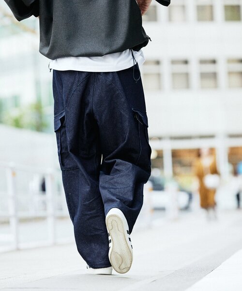 JOURNAL STANDARD(ジャーナルスタンダード)の「デニム オーバー6ポケットパンツ(カーゴパンツ・メンズ・ブラック系その他/コバルトブルー/ネイビー・MEDIUM/LARGE)」の17枚目の写真