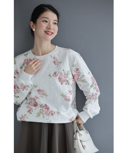 cawaii(カワイイ)の「優雅に咲くグレースなバラのプルオーバートップス(Tシャツ/カットソー・レディース・ホワイト・FREE)」の18枚目の写真