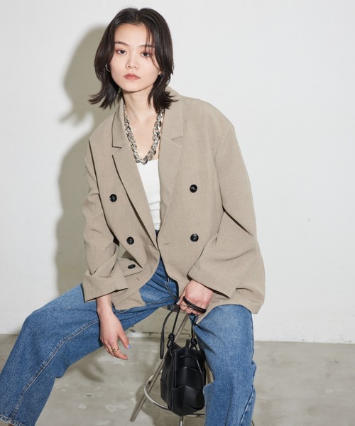 Shelly island（シェリーアイランド）の「オーバーダブルテーラージャケット（テーラードジャケット・レディース・ブラック/ベージュ・FREE）」の3枚目の写真