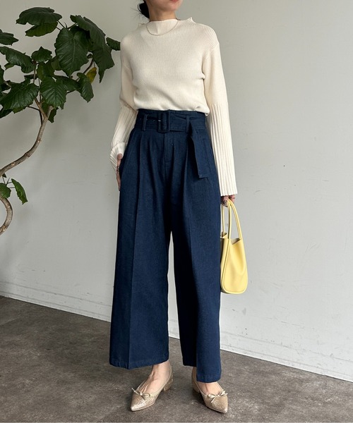 Thevon(ゼボン)の「ベルト付きデニムハイウエストタックパンツ(デニムパンツ・レディース・ブラック/ネイビー・M/S)」の12枚目の写真