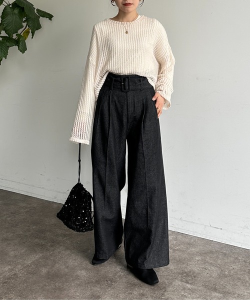 Thevon(ゼボン)の「ベルト付きデニムハイウエストタックパンツ(デニムパンツ・レディース・ブラック/ネイビー・M/S)」の21枚目の写真