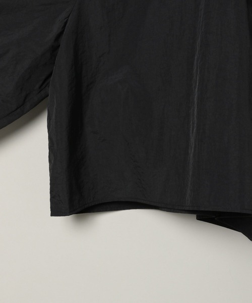 JEANASIS（ジーナシス）の「ソフトラスターソデボリュームプルオーバー/109939（シャツ/ブラウス・レディース・オフホワイト/ブラック/ベージュ・FREE）」の8枚目の写真