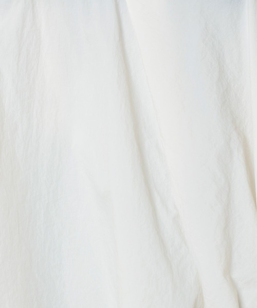 JEANASIS（ジーナシス）の「ソフトラスターソデボリュームプルオーバー/109939（シャツ/ブラウス・レディース・オフホワイト/ブラック/ベージュ・FREE）」の6枚目の写真