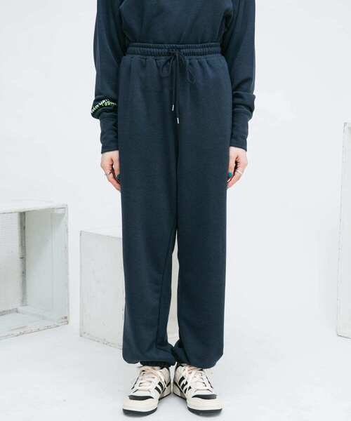KBF（ケイビーエフ）の「ネップスウェットパンツ（その他パンツ・レディース・ネイビー/オフホワイト・ONE）」の19枚目の写真