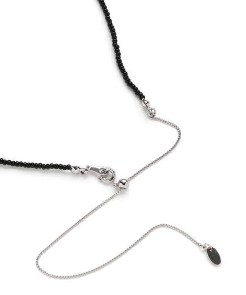 colleca la（コレカラ）の「ビーズリボンネックレス/チョーカー（ネックレス・レディース・ホワイト/ブラック・FREE）」の5枚目の写真