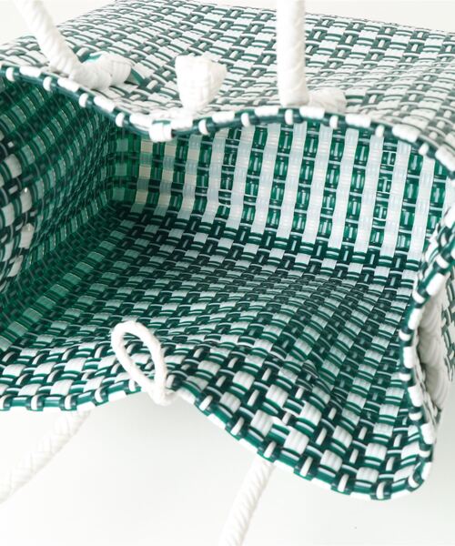 チチカカ（チチカカ）の「スクエアパサールバッグＳ【WEB限定】（かごバッグ・レディース・パープル/ゴールド/グリーン/レッド/ライトグレー・FREE）」の10枚目の写真