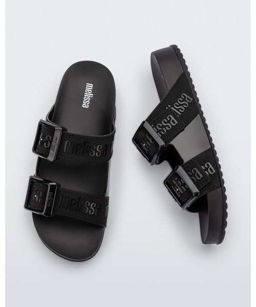 Melissa(メリッサ)・Cozy M-Lover Slide Denim サンダル 追跡有 Melissa Cozy M Lover Denim Slide | Urban Outfitters
