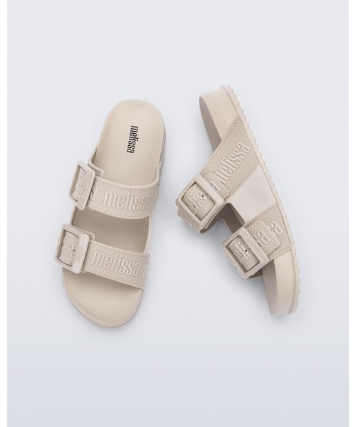 melissa(メリッサ)の「MELISSA COZY SLIDE M LOVER AD(サンダル・レディース・ブラック/ピンク/ホワイト/ライトベージュ・35-36/37/38/39)」の5枚目の写真
