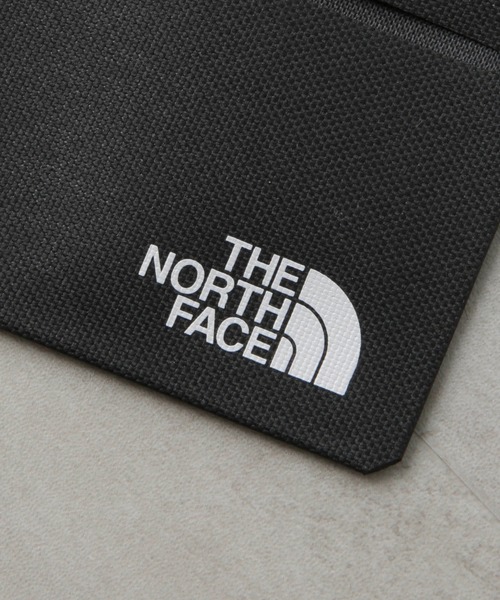 THE NORTH FACE（ザノースフェイス）の「THE NORTH FACE/Pebble Smart Case（パスケース・メンズ・グリーン/ブラック/ベージュ・FREE）」の8枚目の写真