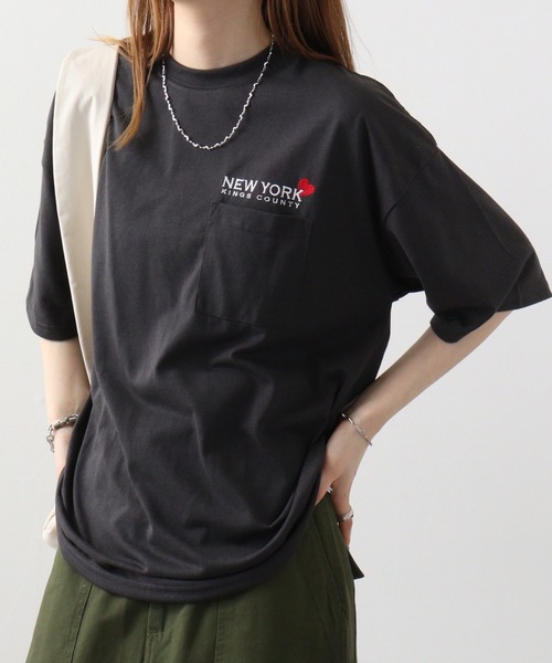 FUNALIVE(ファンアライブ)の「オーバーサイズ 胸ポケットワンポイント刺繍Tシャツ(Tシャツ/カットソー・メンズ・ブラック/ブラック系その他2/ホワイト系その他2/スミクロ/ネイビー/インディゴブルー/ホワイト/ライトブラック・M/L/LL)」の4枚目の写真