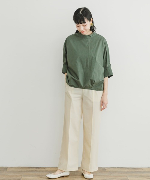 ITEMS URBANRESEARCH(アイテムズ アーバンリサーチ)の「5ブソデハイネックブラウス(シャツ/ブラウス・レディース・チャコールグレー/ホワイト/グリーン・FREE)」の9枚目の写真