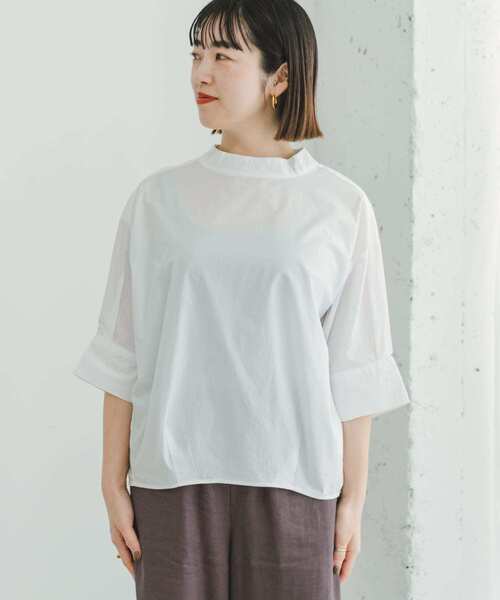 ITEMS URBANRESEARCH(アイテムズ アーバンリサーチ)の「5ブソデハイネックブラウス(シャツ/ブラウス・レディース・チャコールグレー/ホワイト/グリーン・FREE)」の11枚目の写真