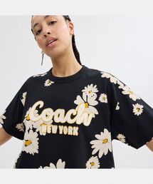 COACH★Strawberry クロップドTシャツ オーガニックコットン COACH(コーチ)の「フローラル クロップド シグネチャー