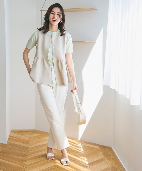 coca（coca）（コカ）の「ハリ感ダンボールパール釦ベスト（ベスト・レディース・ライトグレー/ブラック・M/L）」の3枚目の写真