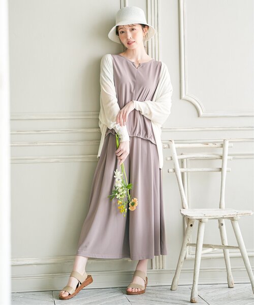 ikka（イッカ）の「冷感ドルマントッパーカーディガン（カーディガン/ボレロ・レディース・オフホワイト/カーキオリーブ/ライトグレー/ブラック・M/L/S）」の22枚目の写真