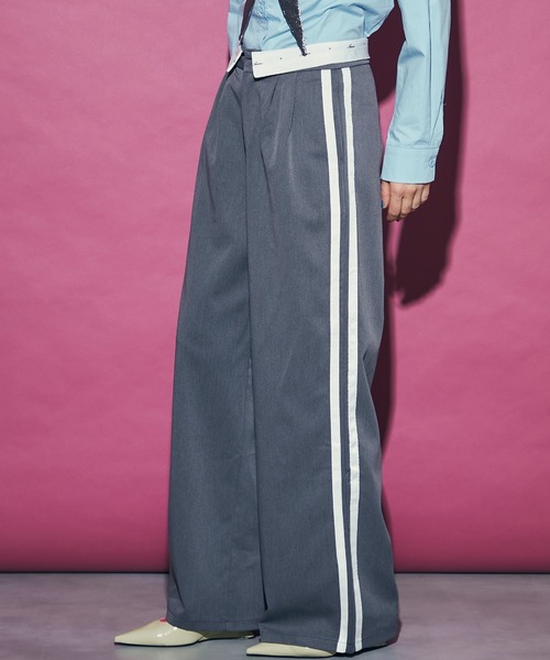 uyu.(ウユ)の「Turn Back Waist Side Line Pants / ターンバックウエストサイドラインパンツ【uyu./ウユ】(スラックス・レディース・ブラック/グレー・M/S)」の15枚目の写真