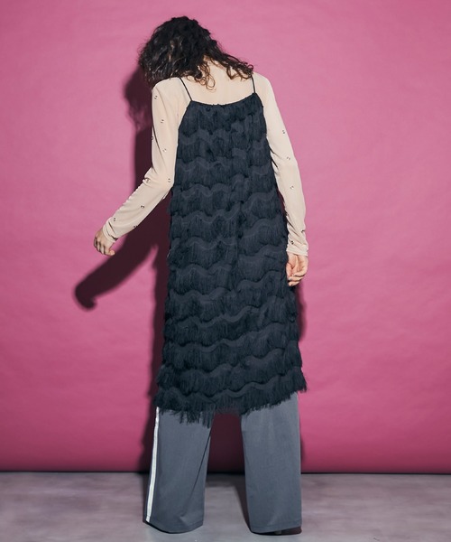uyu.(ウユ)の「Turn Back Waist Side Line Pants / ターンバックウエストサイドラインパンツ【uyu./ウユ】(スラックス・レディース・ブラック/グレー・M/S)」の8枚目の写真