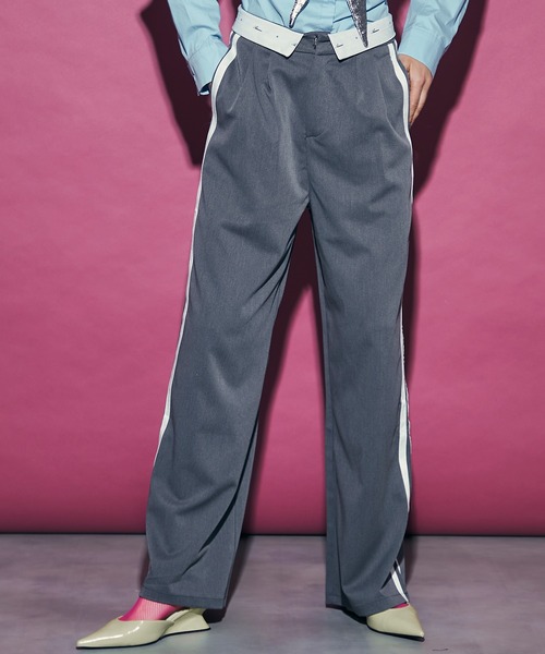 uyu.(ウユ)の「Turn Back Waist Side Line Pants / ターンバックウエストサイドラインパンツ【uyu./ウユ】(スラックス・レディース・ブラック/グレー・M/S)」の14枚目の写真