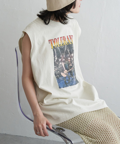 VENCEEXCHANGE（ヴァンスエクスチェンジ）の「バンドロゴタンクトップ（タンクトップ・レディース・オフホワイト/チャコールグレー/ライトグレー・FREE）」の4枚目の写真