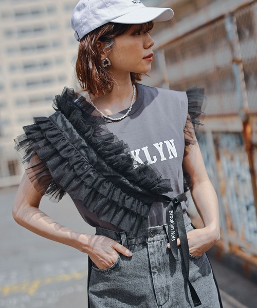 NBA（エヌビーエー）の「【NBA】別注/フリルチュールマルチサッシュ（ストール/ショール・レディース・パープル/ブラック・FREE）」の6枚目の写真