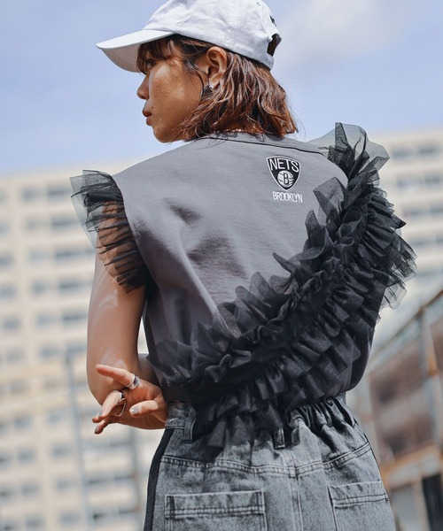 NBA（エヌビーエー）の「【NBA】別注/フリルチュールマルチサッシュ