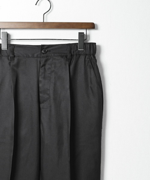 ZIP FIVE(ジップファイブ)の「【ZIP FIVE】 ドレープ ルーズ ストレート スラックス(スラックス・メンズ・チャコール/ネイビー/ベージュ/インディゴブルー/グリーン/ブラック/オリーブ/オフホワイト・MEDIUM/LARGE/X-LARGE)」の17枚目の写真
