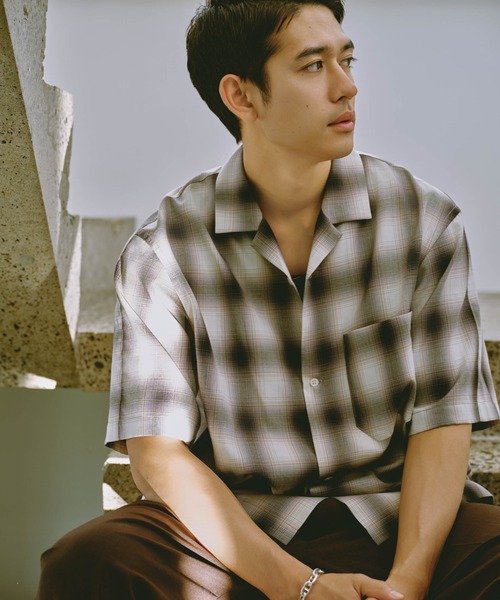 NANO universe（ナノユニバース）の「オンブレーチェックハーフスリーブシャツ（シャツ/ブラウス・メンズ・ブラック/ベージュ・M/L）」の2枚目の写真