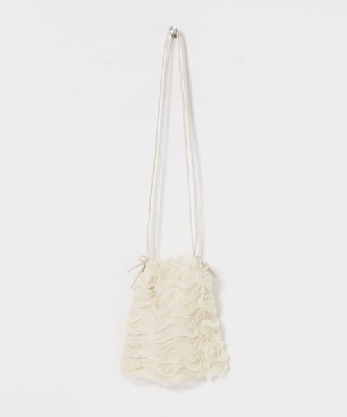 SMELLY（スメリー）の「チュールフリルキンチャクショルダー（ショルダーバッグ・レディース・ブラック/アイボリー・-）」の16枚目の写真