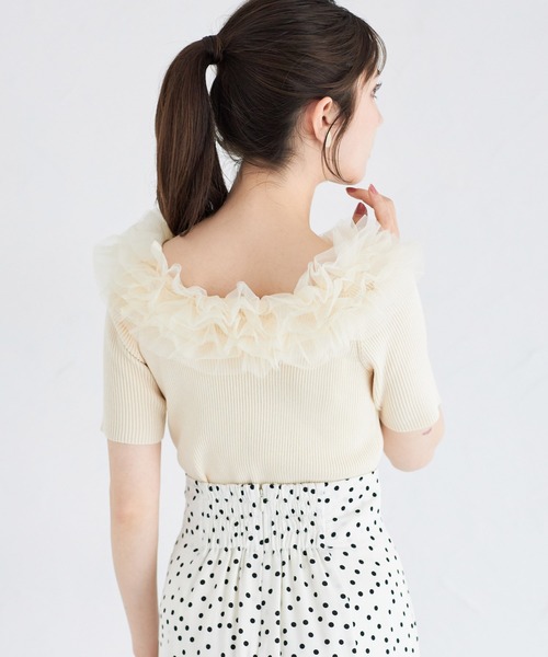 tocco closet（トッコ　クローゼット）の「チュールフリルリブニットプルオーバー（Tシャツ/カットソー・レディース・ブラック/オフホワイト/ベージュ・M）」の13枚目の写真