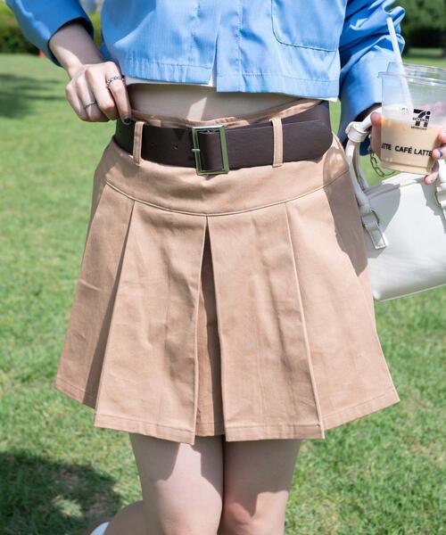 WEGO（ウィゴー）の「WEGO/ベルト付チノプリーツスカパン（スカート・レディース・カーキ/ベージュ・FREE）」の2枚目の写真