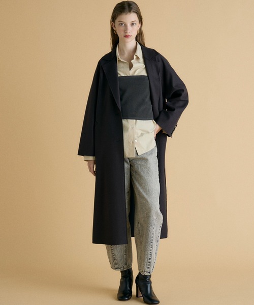INED CLARO（イネドクラロ）の「ハードメルトンスムースコート（ノーカラーコート・レディース・チャコールグレー/アイボリー・フリー）」の3枚目の写真
