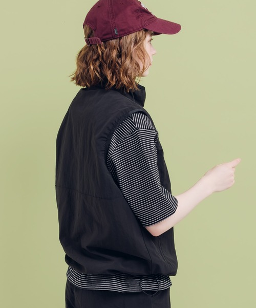 MUHET(ミュエータ)の「ナイロンハーフジップベスト(ベスト・レディース・ネイビー/モカ/ブラック・MEDIUM/X-LARGE)」の20枚目の写真