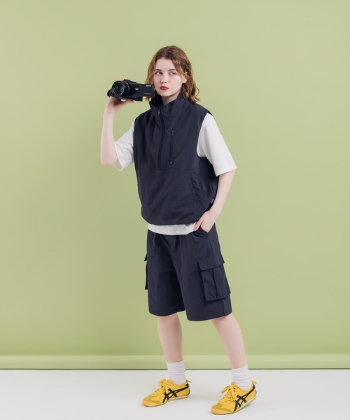 MUHET(ミュエータ)の「ナイロンハーフジップベスト(ベスト・レディース・ネイビー/モカ/ブラック・MEDIUM/X-LARGE)」の10枚目の写真