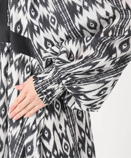 JOURNAL STANDARD（ジャーナルスタンダード）の「《WEB限定追加2》オリエンタルプリントティアードワンピース（ワンピース・レディース・ブラック・FREE）」の15枚目の写真