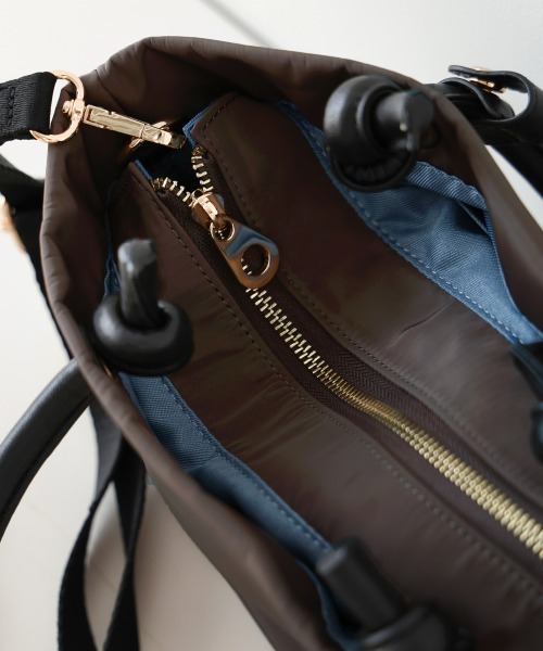 Bou Jeloud(ブージュルード)の「ナイロンフナガタトート(トートバッグ・レディース・ブラック/パープル/モカ・ONESIZE)」の22枚目の写真