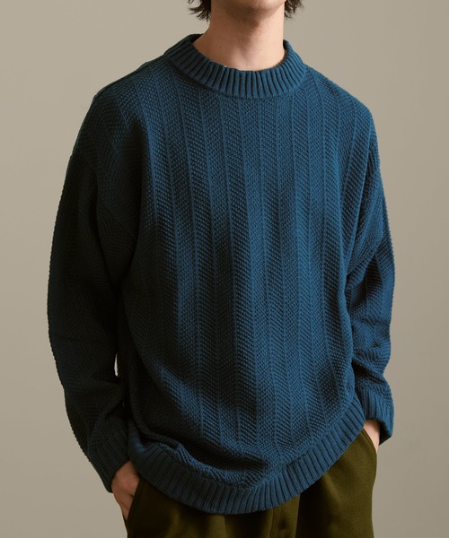 Revo.（レボ）の「Revo. ジオメストライプ モックネック ルーズニット プルオーバー（ニット/セーター・メンズ・グレー/ブラック/カーキ/マスタード/ブルー・2/1）」の4枚目の写真