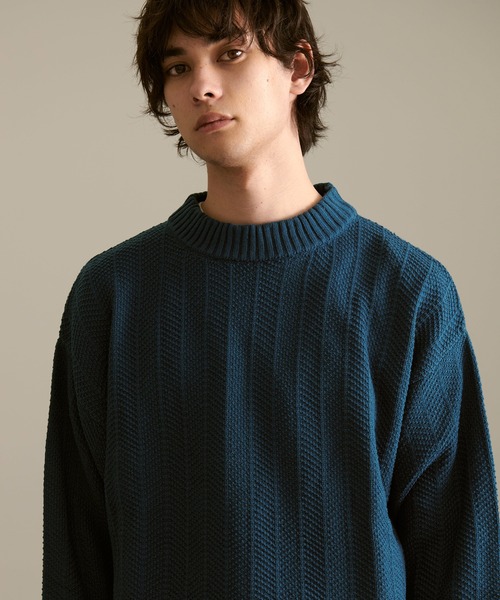 Revo.（レボ）の「Revo. ジオメストライプ モックネック ルーズニット プルオーバー（ニット/セーター・メンズ・グレー/ブラック/カーキ/マスタード/ブルー・2/1）」の20枚目の写真