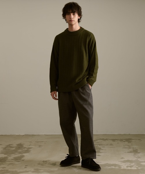 Revo.（レボ）の「Revo. ジオメストライプ モックネック ルーズニット プルオーバー（ニット/セーター・メンズ・グレー/ブラック/カーキ/マスタード/ブルー・2/1）」の17枚目の写真