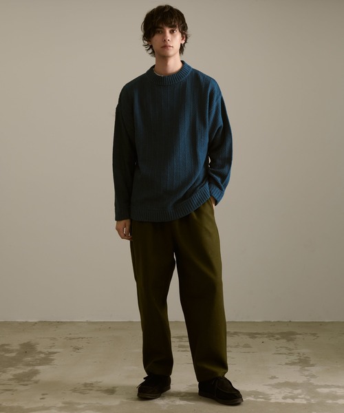 Revo.（レボ）の「Revo. ジオメストライプ モックネック ルーズニット プルオーバー（ニット/セーター・メンズ・グレー/ブラック/カーキ/マスタード/ブルー・2/1）」の22枚目の写真