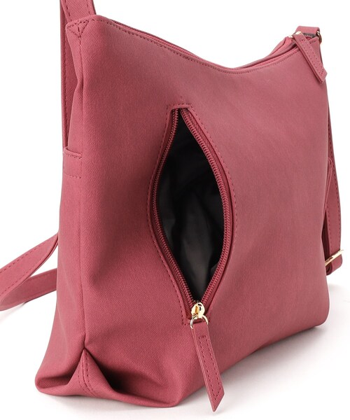 SHOO・LA・RUE（シューラルー）の「◆【A4サイズ対応/ポーチ付き】ダブルフェイス ショルダーバッグ（ショルダーバッグ・レディース・ワインレッド/ライトベージュ/ブラック/グレー・00）」の16枚目の写真