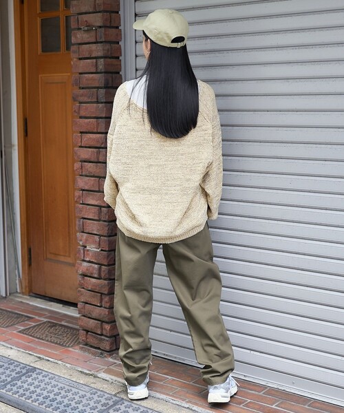 FREAK'S STORE（フリークスストア）の「ルーズVネックニット / オーバーニット（ニット/セーター・レディース・ベージュ/グレー/サックスブルー・ﾌﾘ-）」の5枚目の写真