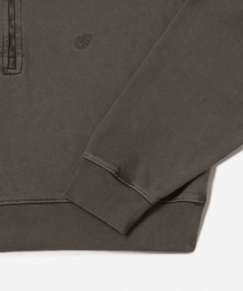 Saturdays NYC(サタデーズ ニューヨークシティ )の「Eldridge Fundamental Cropped Quarter Zip(スウェット・レディース・ブラック/レッド・S/M)」の6枚目の写真