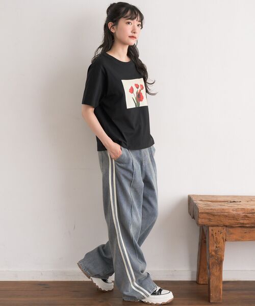 RETRO GIRL(レトロガール)の「アソートプリントTEE(Tシャツ/カットソー・レディース・ホワイト系その他/オフホワイト/ブラック系その他/ブラック・FREE)」の6枚目の写真