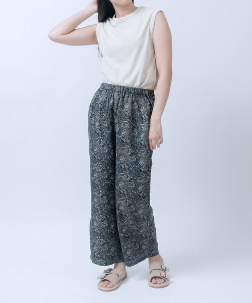 LOSUCA(ロスカ)の「ペイズリー柄プリントパンツ(その他パンツ・レディース・ブラック/ブラウン/グレー・FREE)」の8枚目の写真
