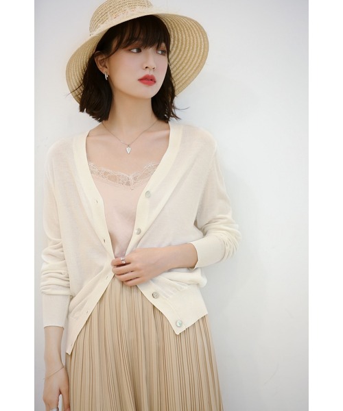 DRESS PLUS(ドレスプラス)の「サマーニットVネックカーディガン(カーディガン/ボレロ・レディース・カーキ/ブラック/ローズ/ブルー/ホワイト/ブラウン/キャメル/グリーン/テラコッタ/ラベンダー/パープル/ネイビー/チャコール・M/L/XL)」の1枚目の写真